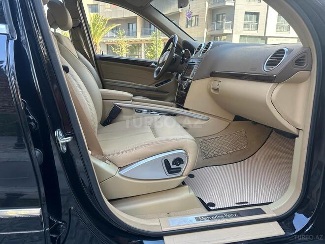 Mercedes GL 550 2009, 135,000 km - 5.5 l - Bakı