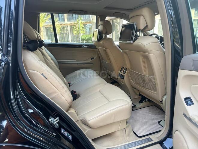 Mercedes GL 550 2009, 135,000 km - 5.5 l - Bakı