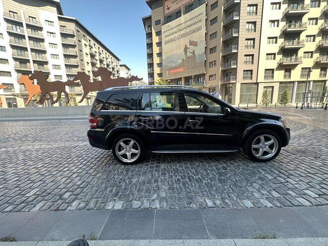Mercedes GL 550 2009, 135,000 km - 5.5 l - Bakı