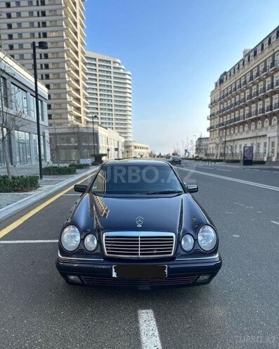 Mercedes E 220 1998, 325,000 km - 2.2 l - Bakı