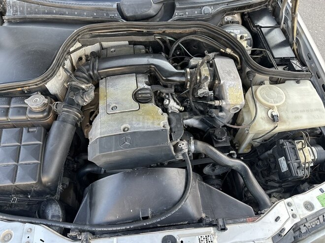 Mercedes C 200 1996, 253,363 km - 2.0 l - Sabirabad