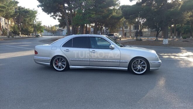 Mercedes E 430 2000, 360,000 km - 4.3 l - Bakı