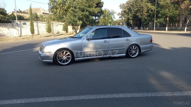 Mercedes E 430 2000, 360,000 km - 4.3 l - Bakı