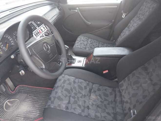 Mercedes C 200 2000, 242,342 km - 2.0 l - Mingəçevir