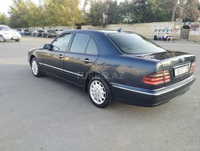 Mercedes E 240 2000, 271,000 km - 2.4 l - Bakı