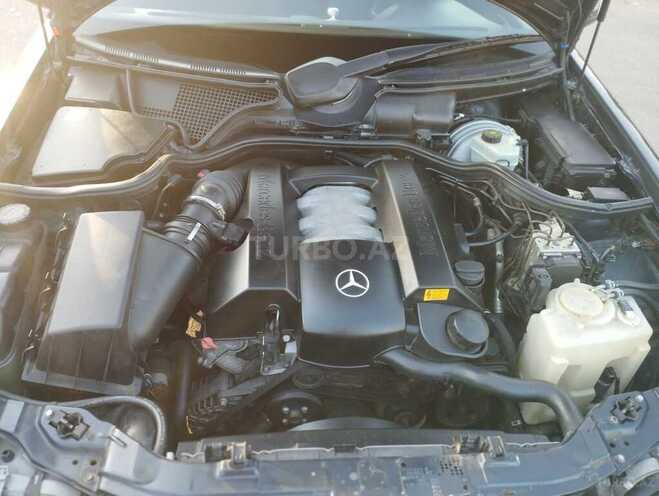 Mercedes E 240 2000, 271,000 km - 2.4 l - Bakı