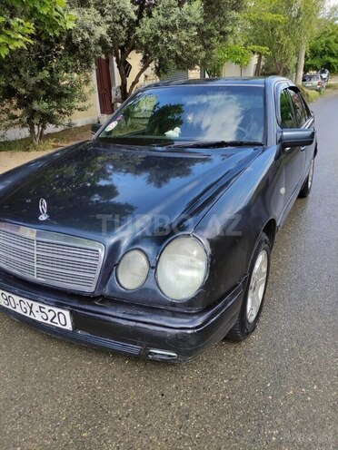 Mercedes E 200 1997, 40,000 km - 2.0 l - Bakı