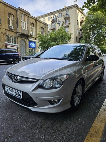 Hyundai i30 2010, 223,800 km - 1.4 l - Bakı