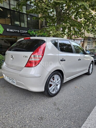 Hyundai i30 2010, 223,800 km - 1.4 l - Bakı