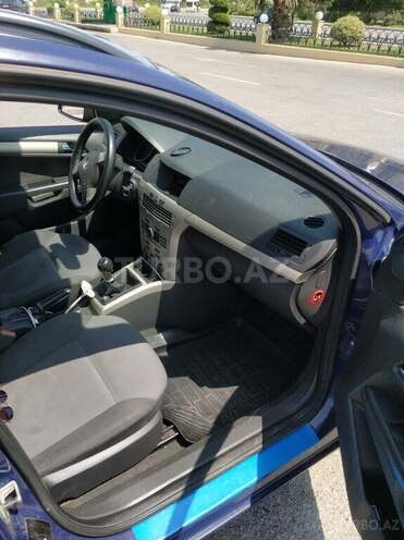 Opel Astra 2009, 300,000 km - 1.3 л - Bakı