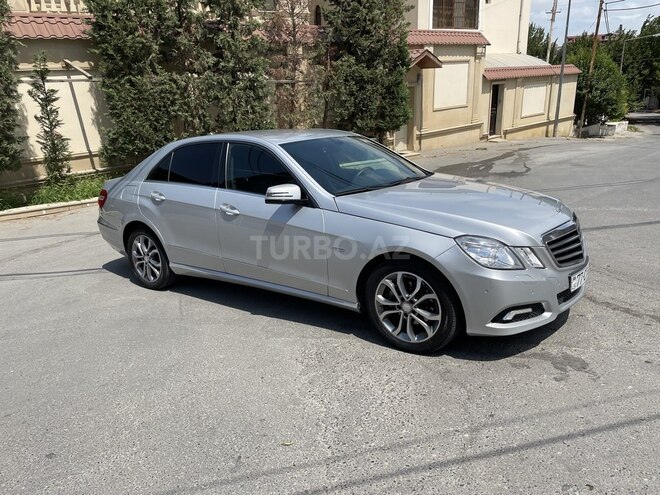 Mercedes E 220 2010, 234,573 km - 2.2 л - Bakı