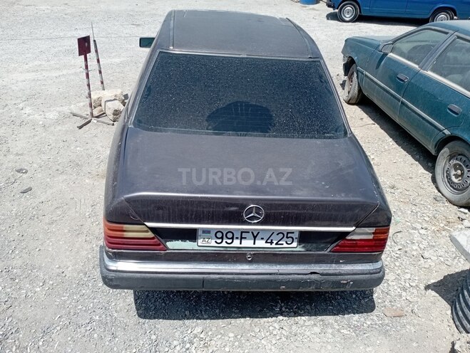 Mercedes E 250 1993, 500,000 km - 2.5 l - Bakı