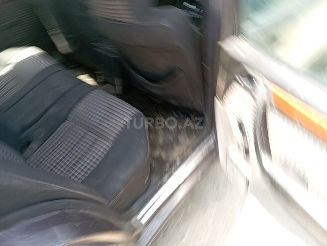 Mercedes E 250 1993, 500,000 km - 2.5 l - Bakı