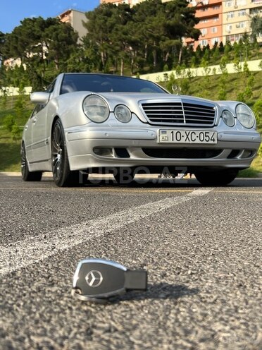 Mercedes E 320 2000, 340,000 km - 3.2 l - Bakı