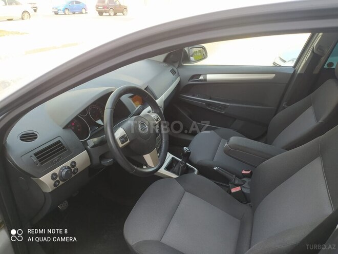 Opel Astra 2008, 260,000 km - 1.4 l - Bakı