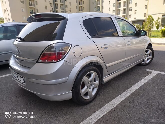 Opel Astra 2008, 260,000 km - 1.4 l - Bakı