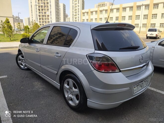 Opel Astra 2008, 260,000 km - 1.4 l - Bakı