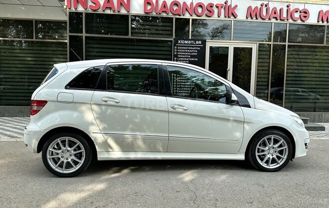 Mercedes B 170 2008, 149,000 km - 1.7 l - Bakı