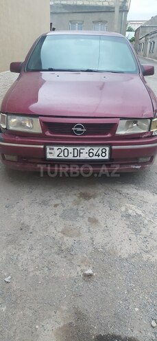 Opel Vectra 1995, 285,000 km - 1.8 l - Gəncə