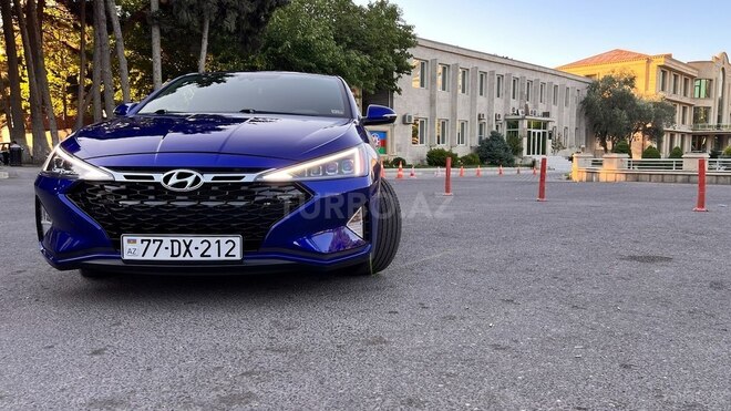 Hyundai Elantra 2019, 44,800 km - 1.6 l - Bakı