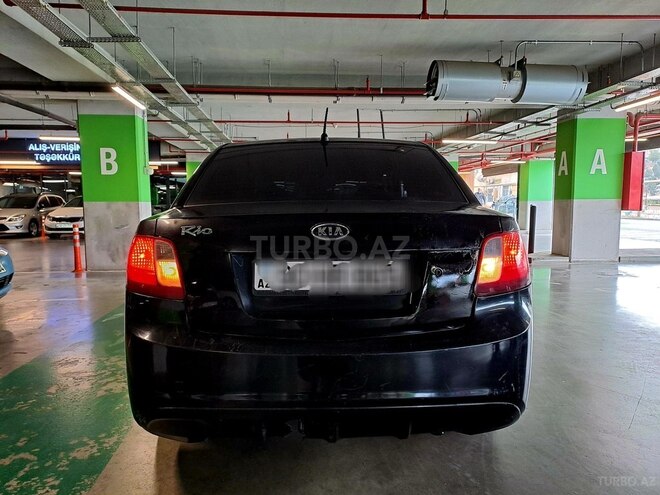 Kia Rio 2011, 200,000 km - 1.4 l - Bakı