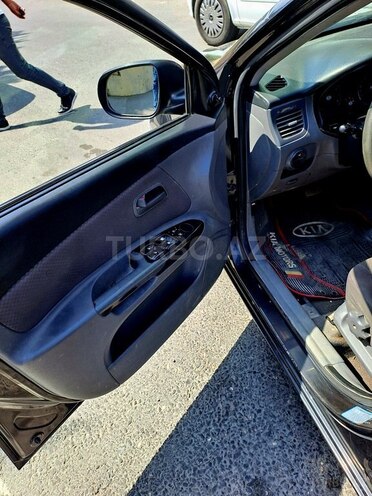 Kia Rio 2011, 200,000 km - 1.4 l - Bakı