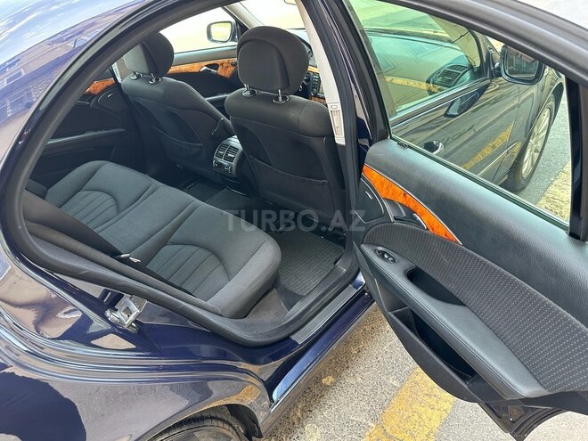 Mercedes E 220 2006, 301,000 km - 2.2 l - Bakı
