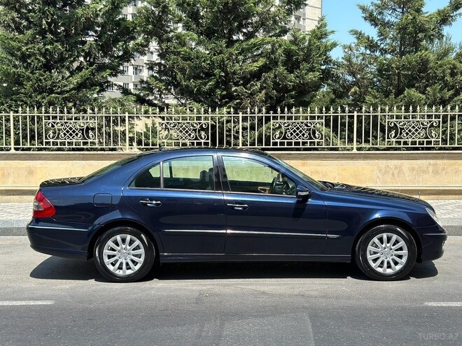 Mercedes E 220 2006, 301,000 km - 2.2 l - Bakı