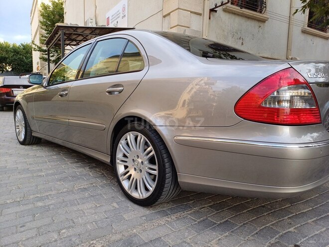 Mercedes E 220 2006, 221,000 km - 2.2 л - Bakı