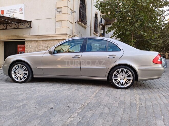 Mercedes E 220 2006, 221,000 km - 2.2 л - Bakı