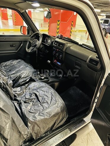 LADA (VAZ) Niva 2020, 23,000 km - 1.7 l - Gəncə