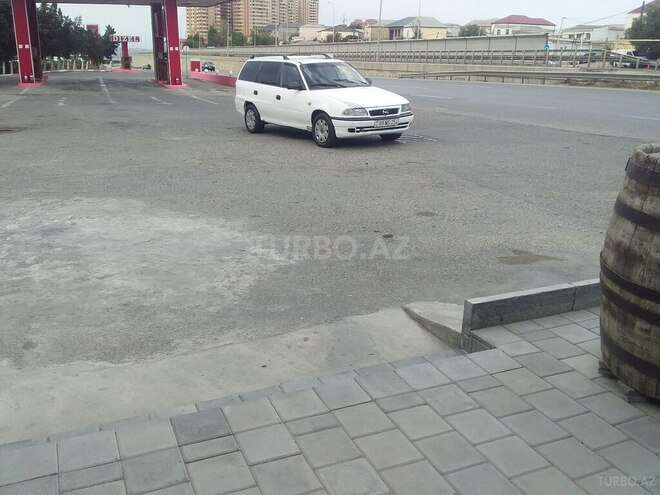 Opel Astra 1998, 500,000 km - 1.7 l - Cəlilabad