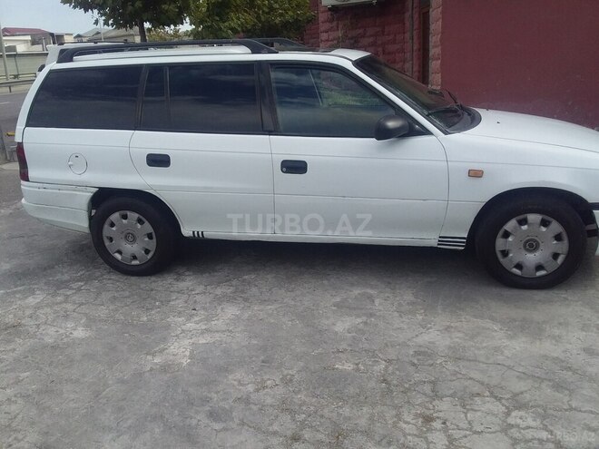 Opel Astra 1998, 500,000 km - 1.7 l - Cəlilabad