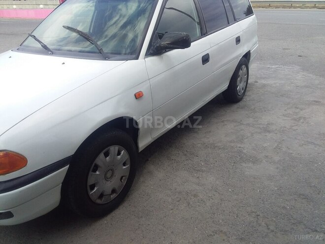 Opel Astra 1998, 500,000 km - 1.7 l - Cəlilabad