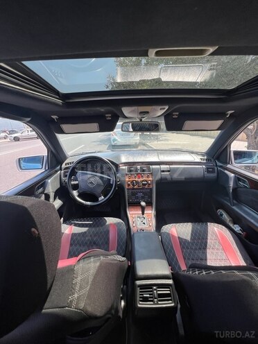 Mercedes E 240 1997, 516,000 km - 2.4 л - Bakı
