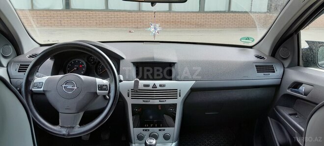 Opel Astra 2009, 238,000 km - 1.4 l - Bakı