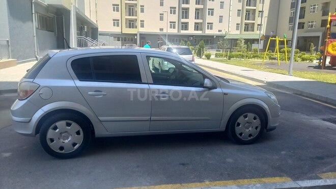 Opel Astra 2006, 195,000 km - 1.3 l - Bakı