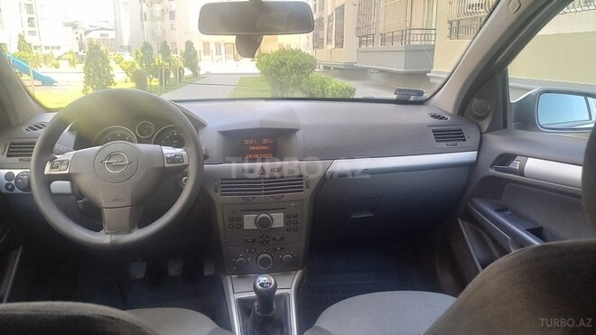 Opel Astra 2006, 195,000 km - 1.3 l - Bakı