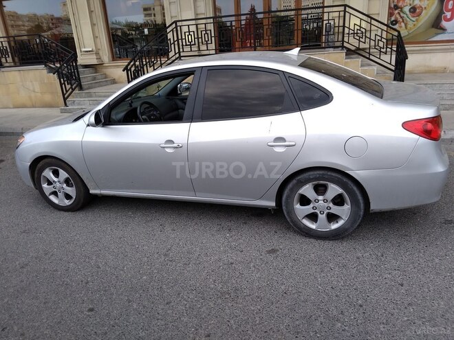 Hyundai Elantra 2009, 226,918 km - 2.0 l - Bakı