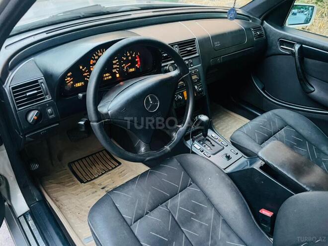 Mercedes C 220 1999, 223,000 km - 2.2 l - Bakı