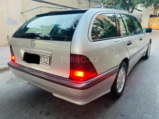 Mercedes C 220 1999, 223,000 km - 2.2 l - Bakı