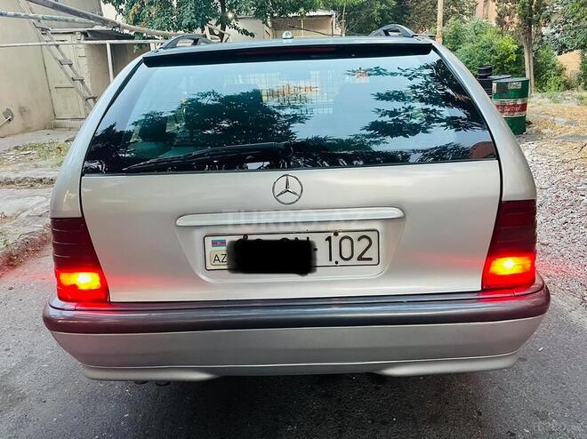Mercedes C 220 1999, 223,000 km - 2.2 l - Bakı