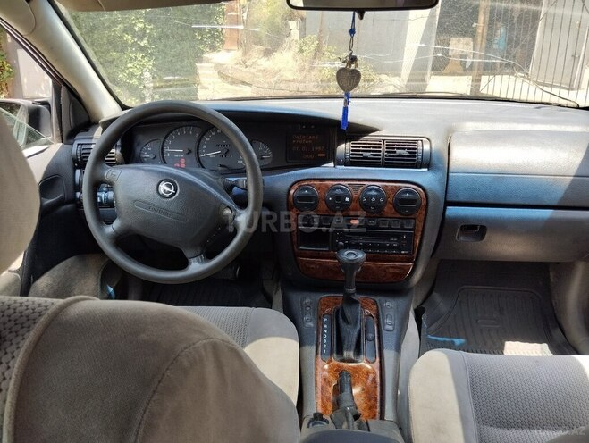 Opel Omega 1998, 236,580 km - 2.5 l - Bakı