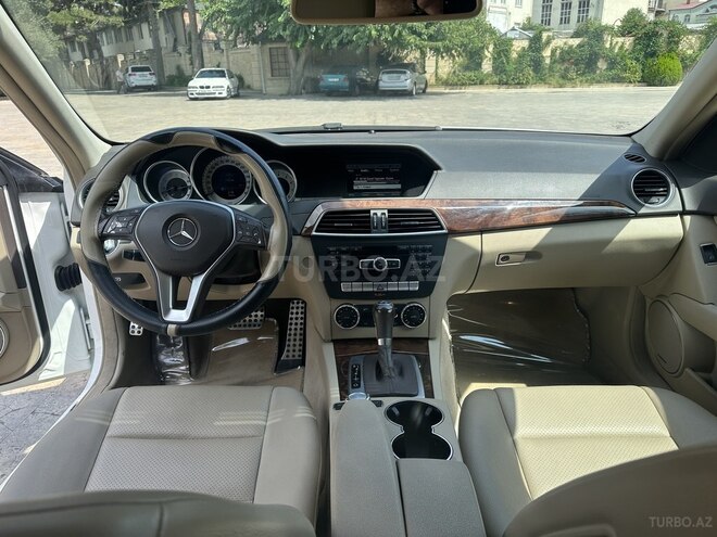 Mercedes C 250 2013, 176,740 km - 1.8 l - Bakı