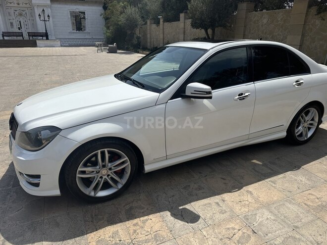 Mercedes C 250 2013, 176,740 km - 1.8 l - Bakı