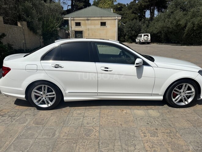 Mercedes C 250 2013, 176,740 km - 1.8 l - Bakı