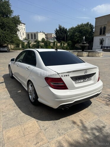 Mercedes C 250 2013, 176,740 km - 1.8 l - Bakı
