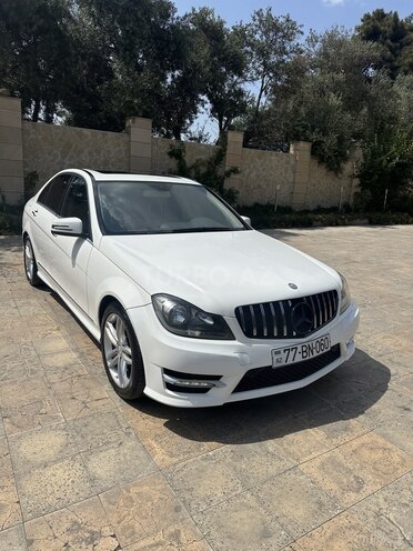 Mercedes C 250 2013, 176,740 km - 1.8 l - Bakı