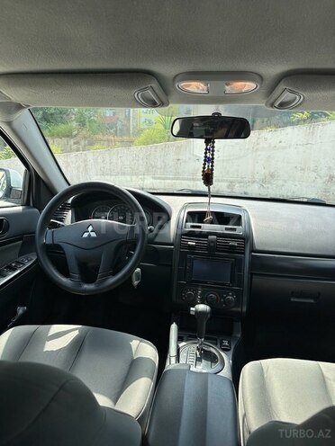 Mitsubishi Galant 2010, 370,685 km - 2.4 l - Bakı