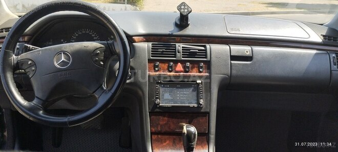 Mercedes E 270 2000, 396,000 km - 2.7 l - Bakı